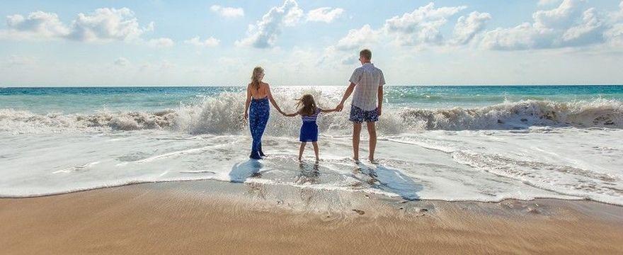 2 wyjątki dla rodzin: kiedy nie trzeba mieć kwarantanny po powrocie z zagranicy?