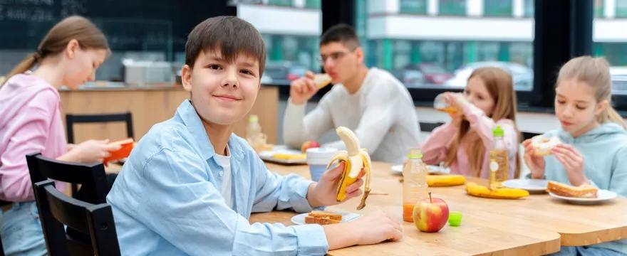 Nowe przepisy żywieniowe w 2026 dla szkół i przedszkoli