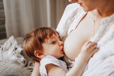 Jak po porodzie pobudzić laktację domowymi metodami? RADZIMY