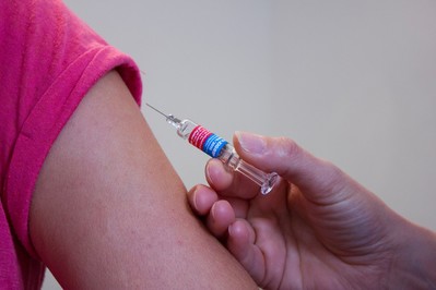 Zadbaj o bezpieczne szczepienia - Zgłoś NOP