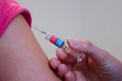 Bezpłatne szczepienia przeciwko wirusowi HPV dla nastolatków w Warszawie