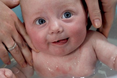 Rewolucja w kąpieli niemowlaka