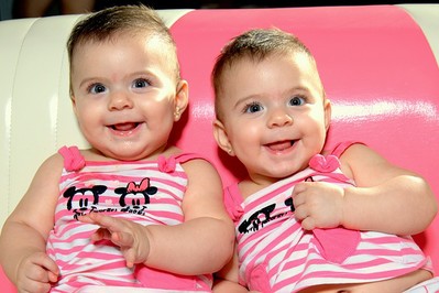 Prawdy i mity o bliźniakach, czyli różnice w klonowym rodzeństwie