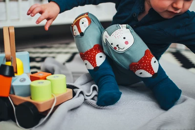 Zabawki dla 2-latka – jaki prezent będzie odpowiedni?