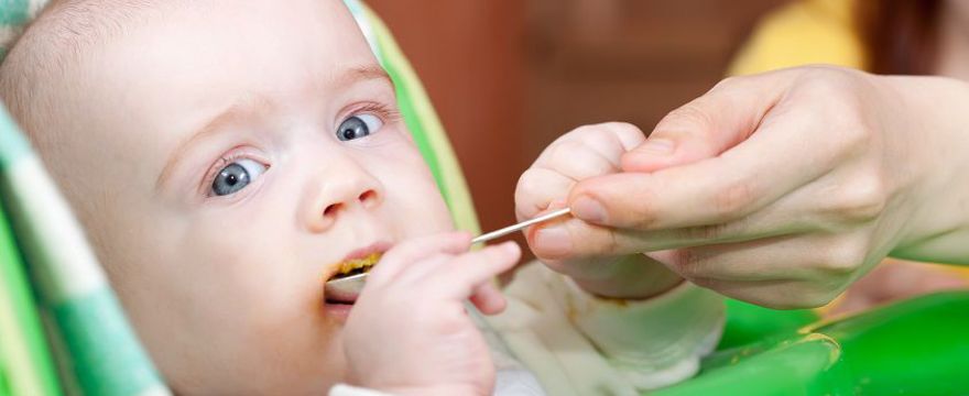 Rozszerzanie diety niemowlaka – 10 PORAD DIETETYKA!