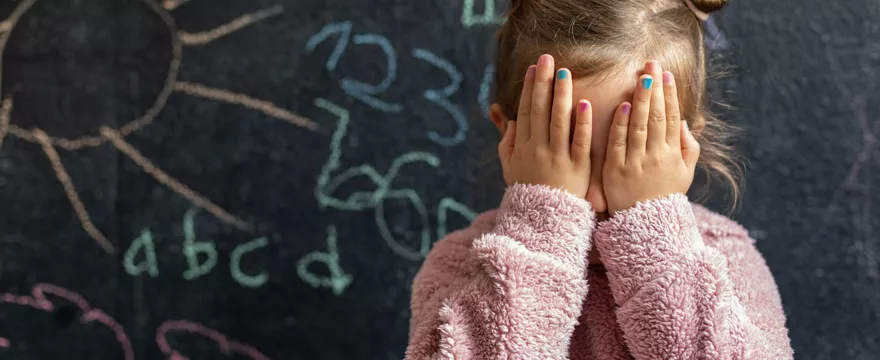 Trudny powrót do szkoły? Zobacz, jak wesprzeć dziecko