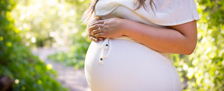 Znieczulenie zewnątrzoponowe w trakcie porodu: FAKTY i MITY
