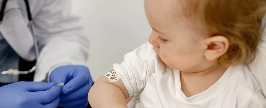 Kalendarz szczepień 2024: obowiązkowe szczepienia dla dzieci PEŁNY wykaz PDF