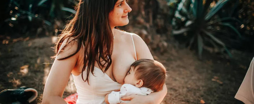 Dziecko nie chce ssać piersi - co robić?