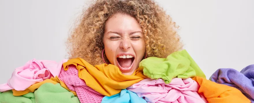 Mamy kontra plamy, czyli Wielkie Testowanie Odplamiacza Ariel Gold!