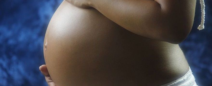 Rozstępy w ciąży - podstawowa pielęgnacja